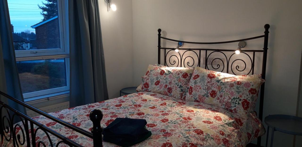 Cosy House, 3 Bedrooms, Private Parking, Wifi, Patio นอร์ริช ภายนอก รูปภาพ