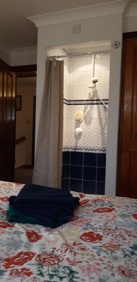 Cosy House, 3 Bedrooms, Private Parking, Wifi, Patio นอร์ริช ภายนอก รูปภาพ