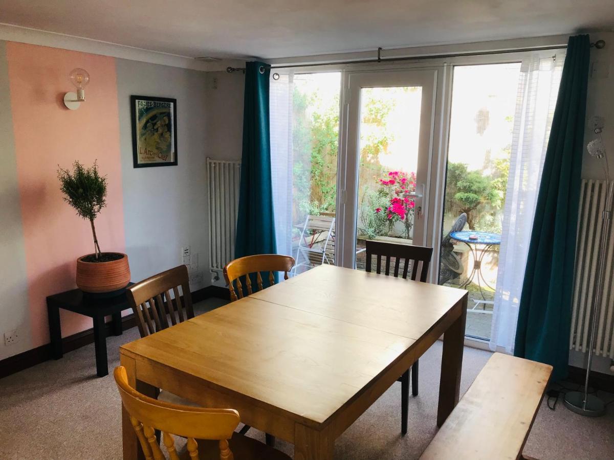 Cosy House, 3 Bedrooms, Private Parking, Wifi, Patio นอร์ริช ภายนอก รูปภาพ