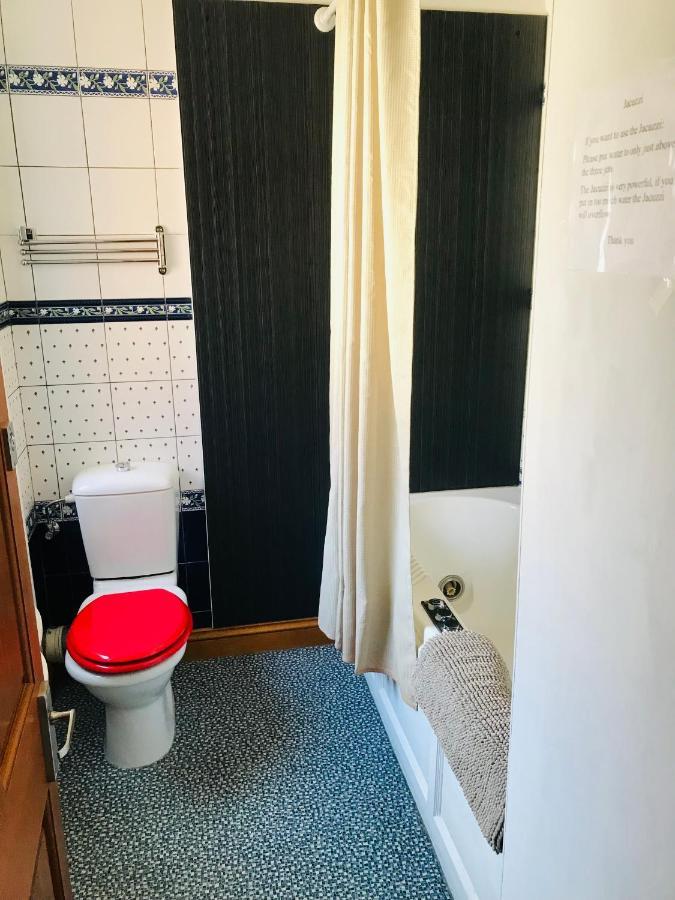 Cosy House, 3 Bedrooms, Private Parking, Wifi, Patio นอร์ริช ภายนอก รูปภาพ